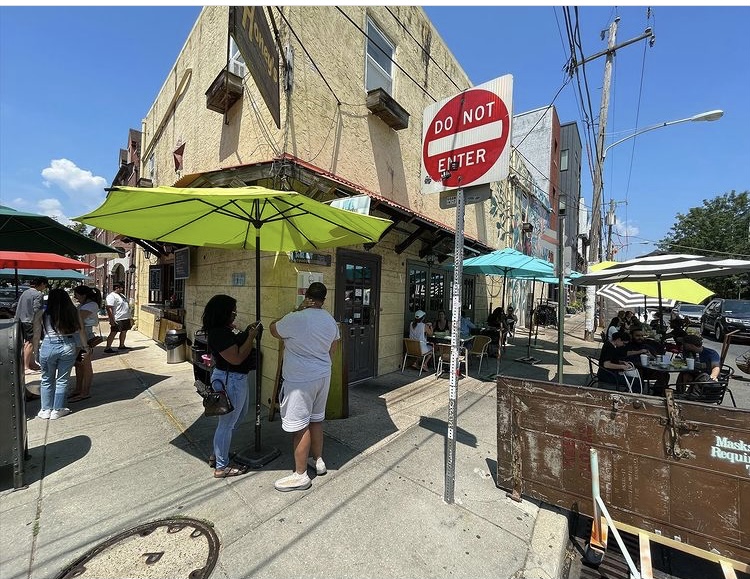 Honey's Sit 'n Eat photo 1