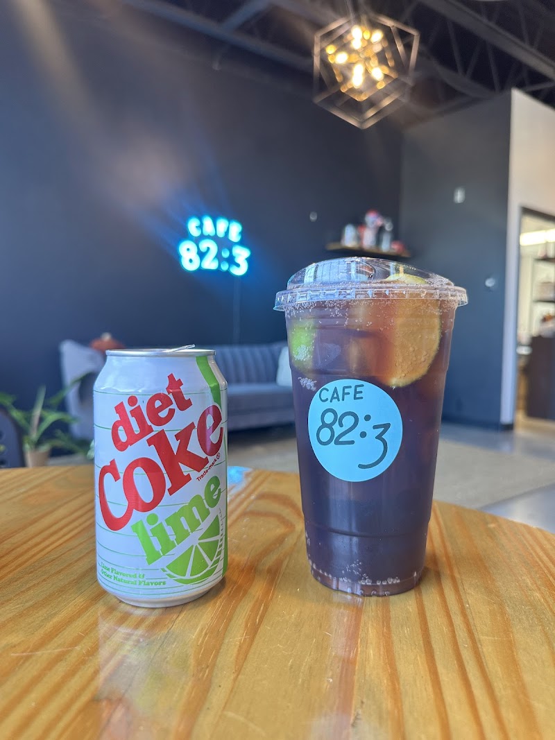 Cafe 82:3- 9th Street photo 4