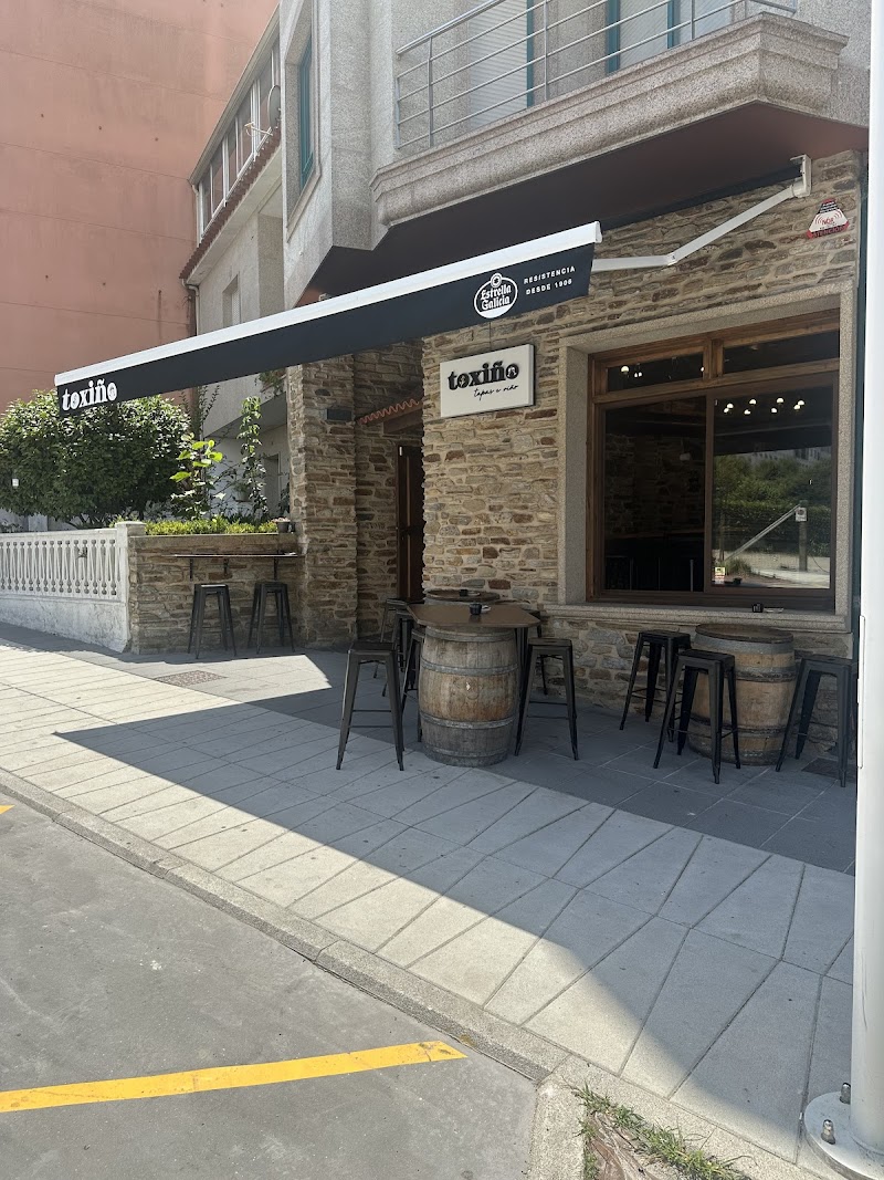 Toxiño, tapas e viño photo 5
