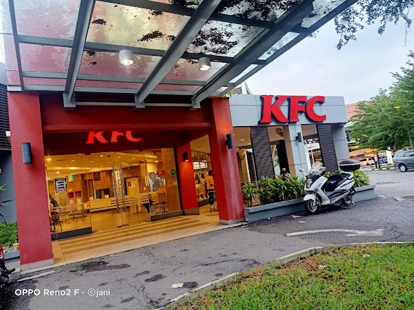 KFC RTC Gopeng Drive Thru - Photo 1