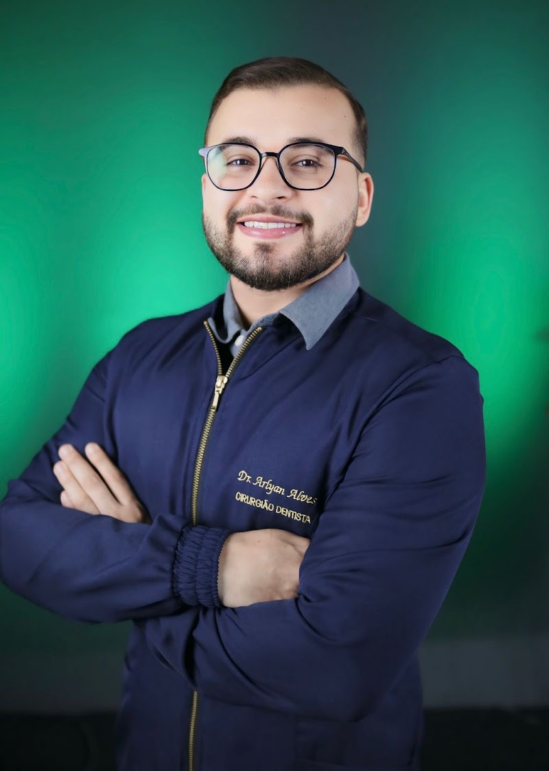Dr. Arlyan Alves