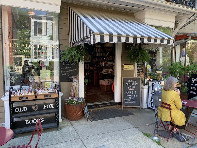 Old Fox Books & Coffeehouse photo 1