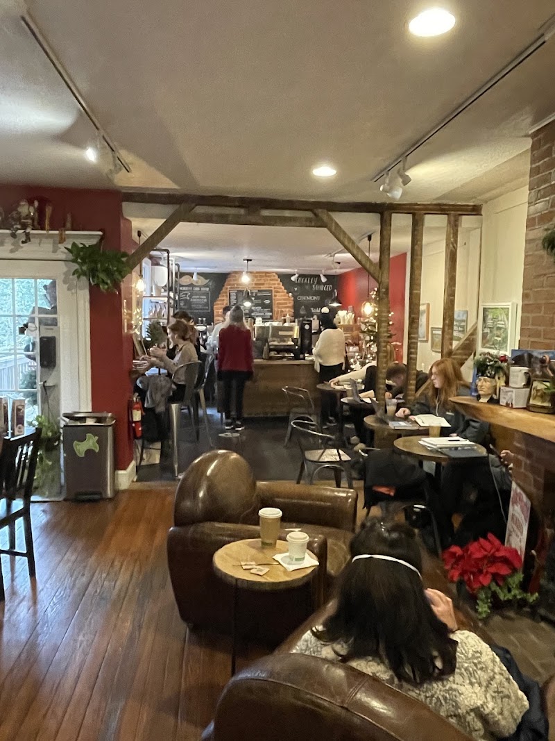 Old Fox Books & Coffeehouse photo 4