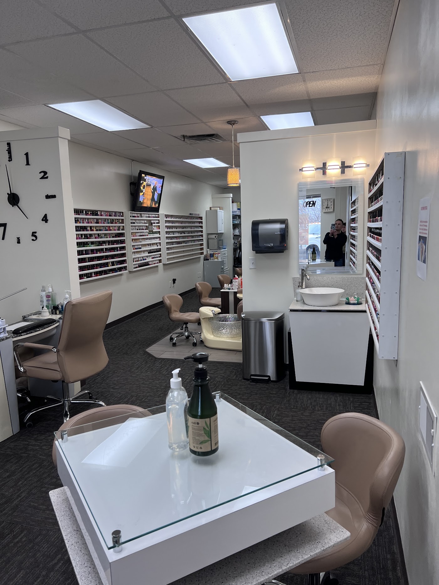 Nail Care interior