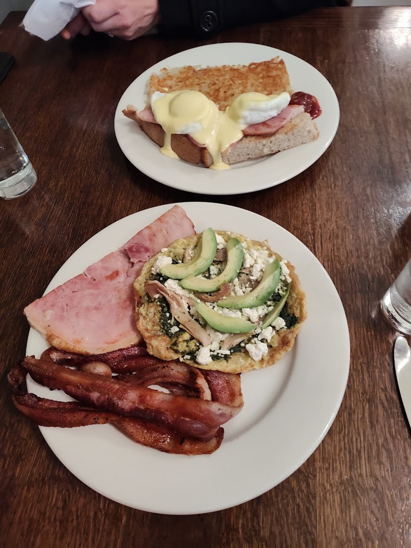 Crescent Cafe photo 3