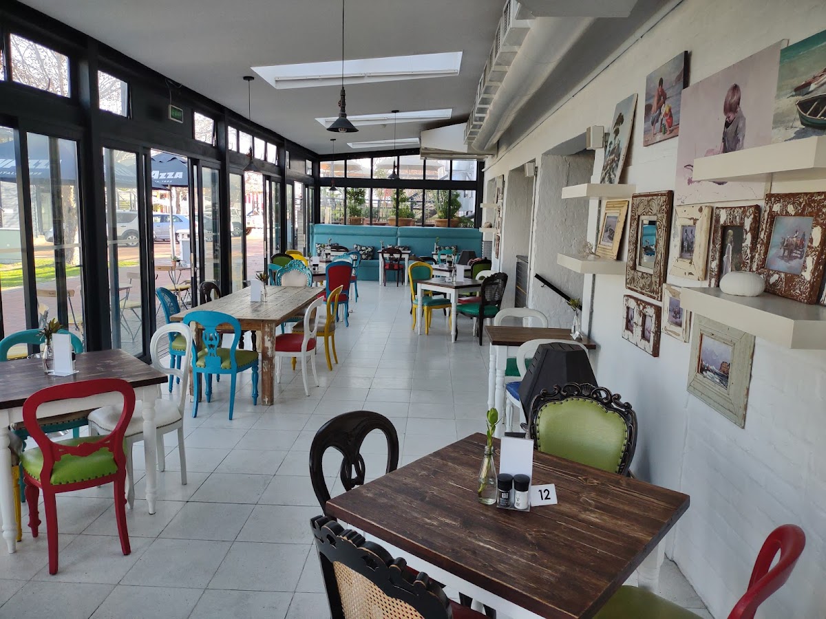 The Island Cafe — photo 3