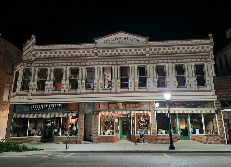 Sullivan Taylor Uptown photo 3