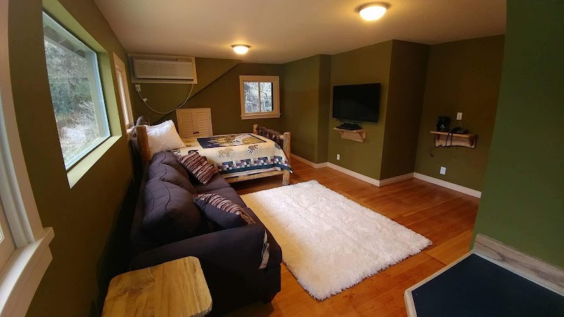 Morrisons Rogue Wilderness Lodge - Photo 1