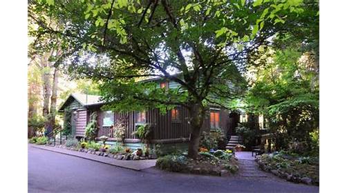 Morrisons Rogue Wilderness Lodge - Photo 6