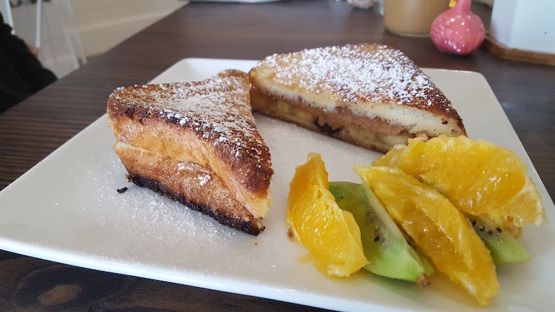 2 Birds Coffee And Cafe photo 2