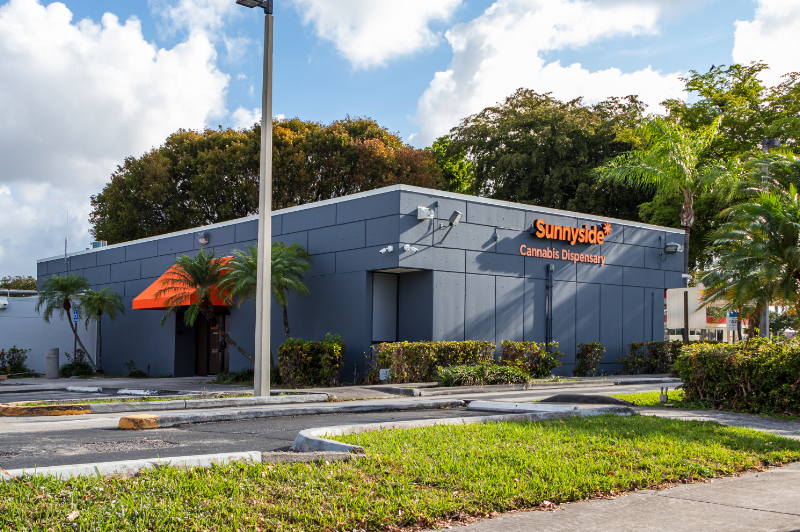 Video tour of Sunnyside Medical Cannabis Dispensary Miami - West retail environment