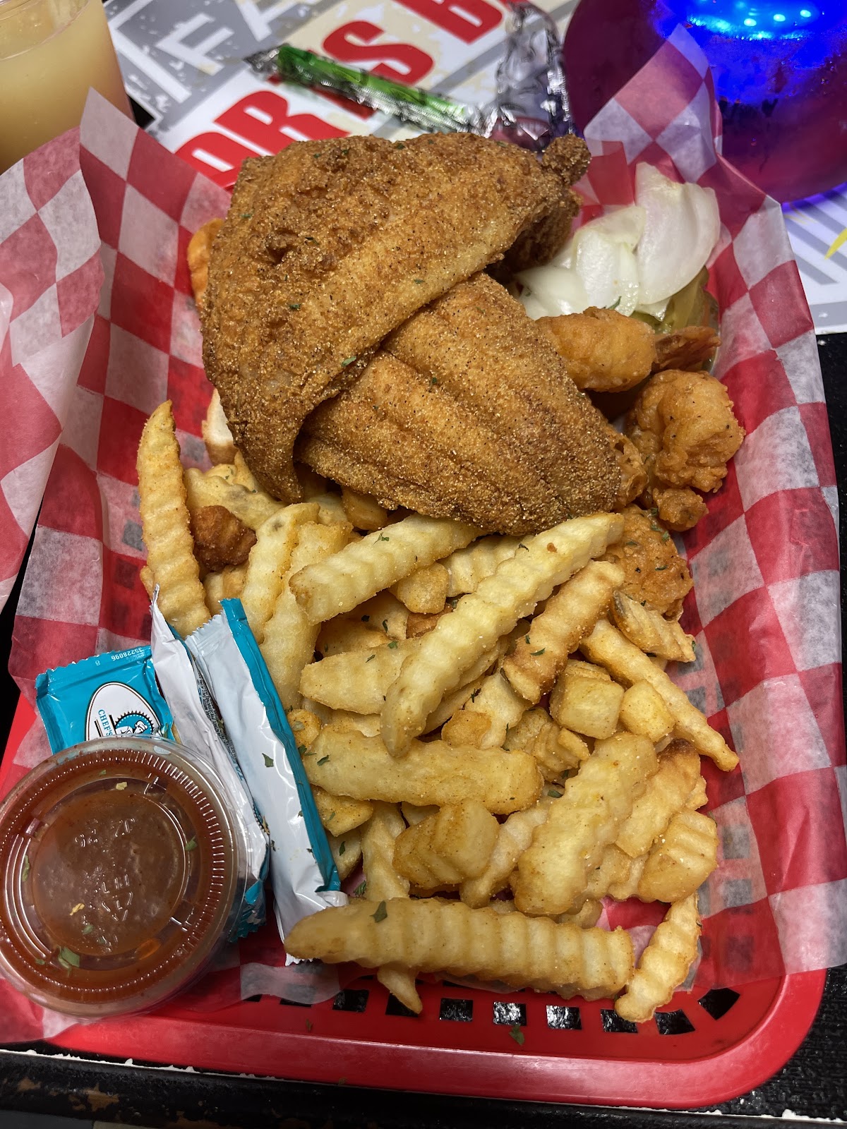 Fanatics Sports Bar and Grill photo 2