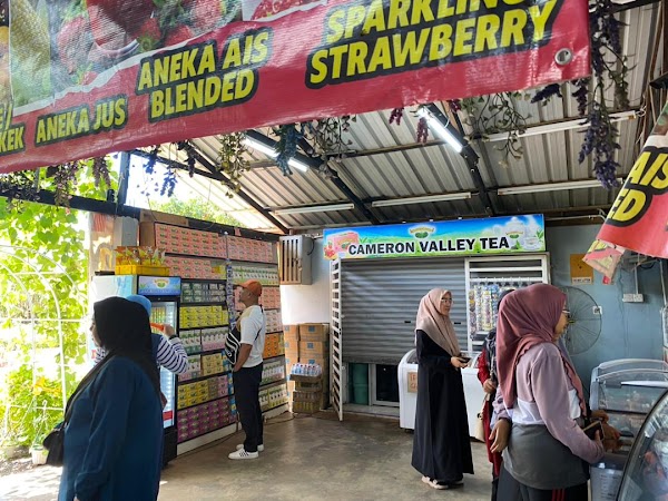 Warung Strawberry Cik Haza - Photo 1