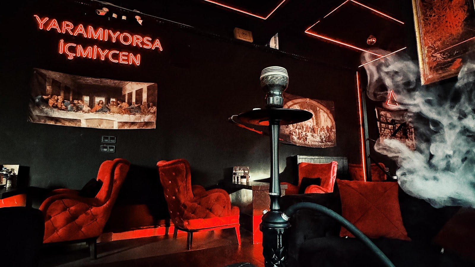 Mac Lounge & Shop Selçuklu mekanı