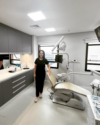 Dra. Maria Vitória Avolio - Dentista Jardim Paulista I Endodontia especializada - foto 1