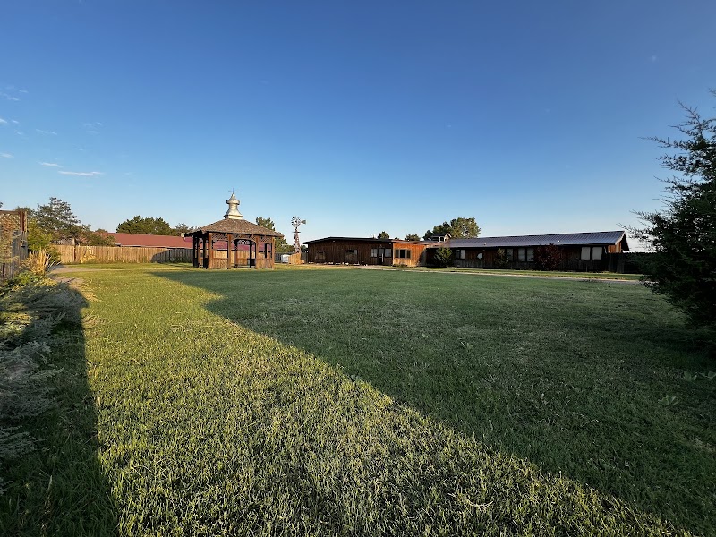 Bow & Barrel Lodge - Photo 3