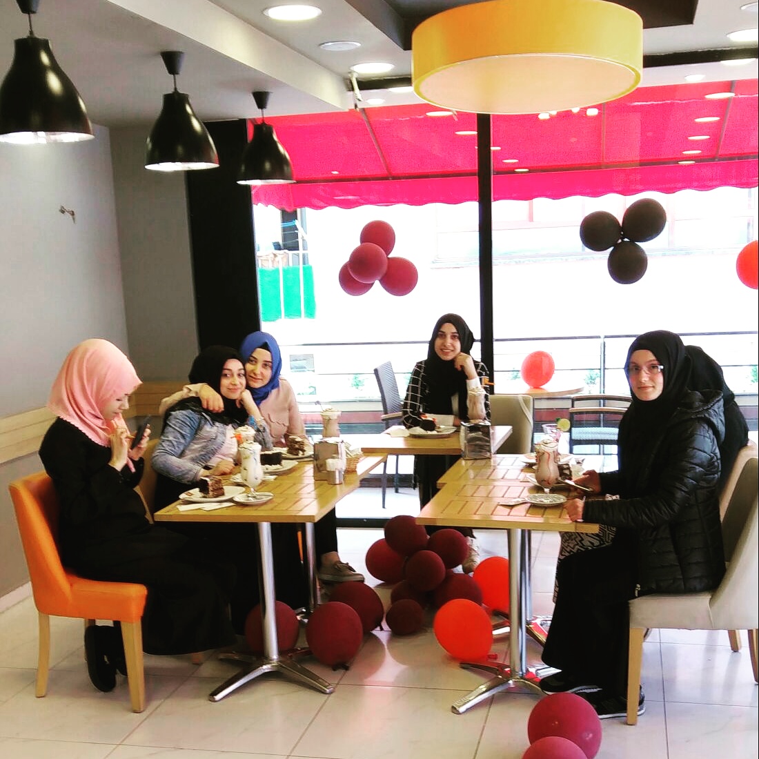 Afilli Cafe & Restorant mekanı