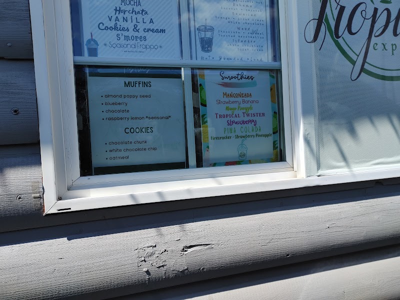 Tropical express Cafe & Fruit Bar photo 3