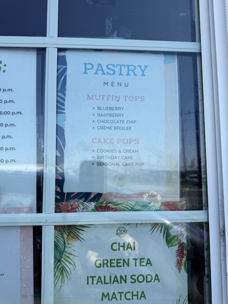 Tropical express Cafe & Fruit Bar photo 2