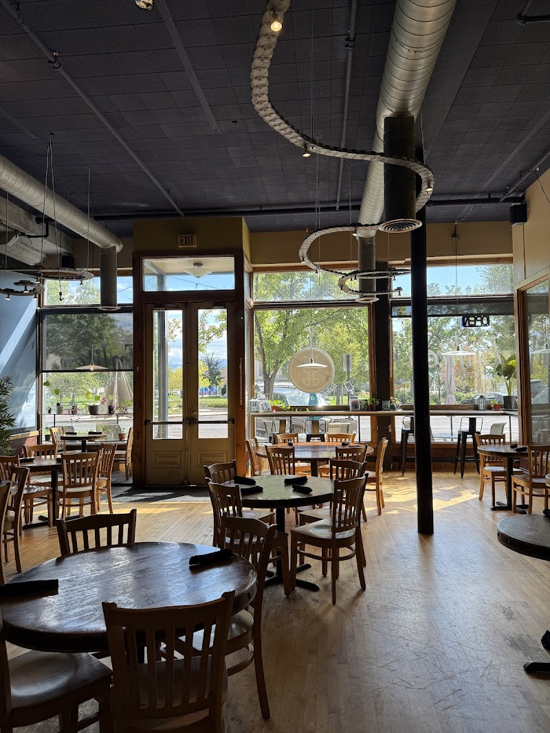 Guru's Cafe photo 1