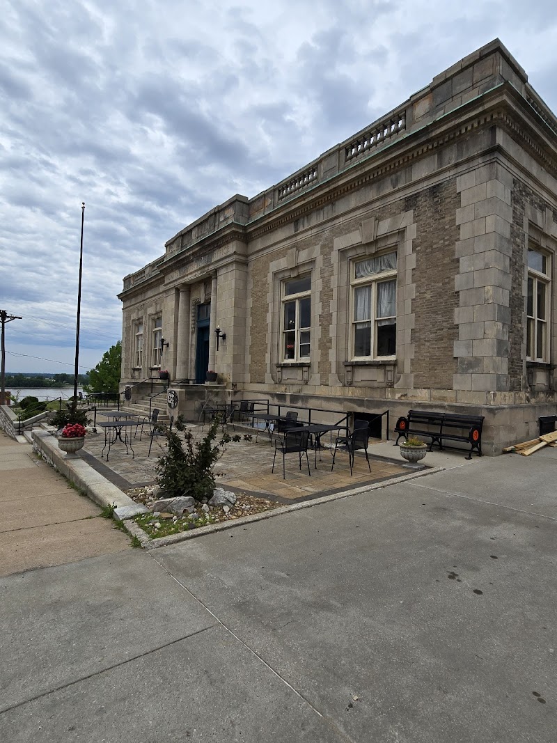 Post Commons photo 4