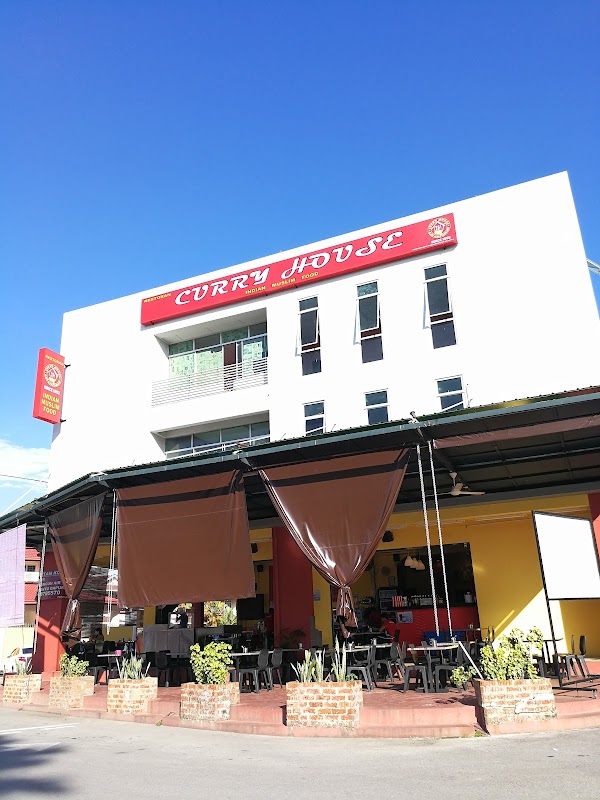 Bus Terminal Food Court - Photo 1