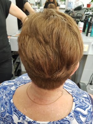 Le Classique Hair photo 3