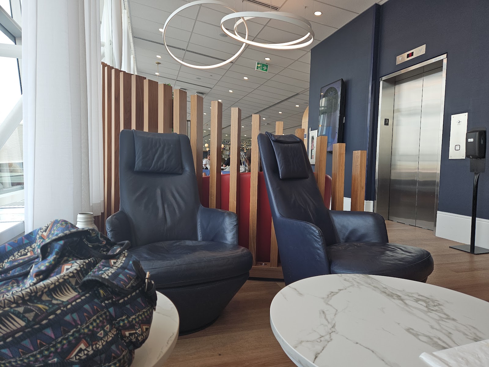 Air France / KLM Lounge — photo 3 (via Google)