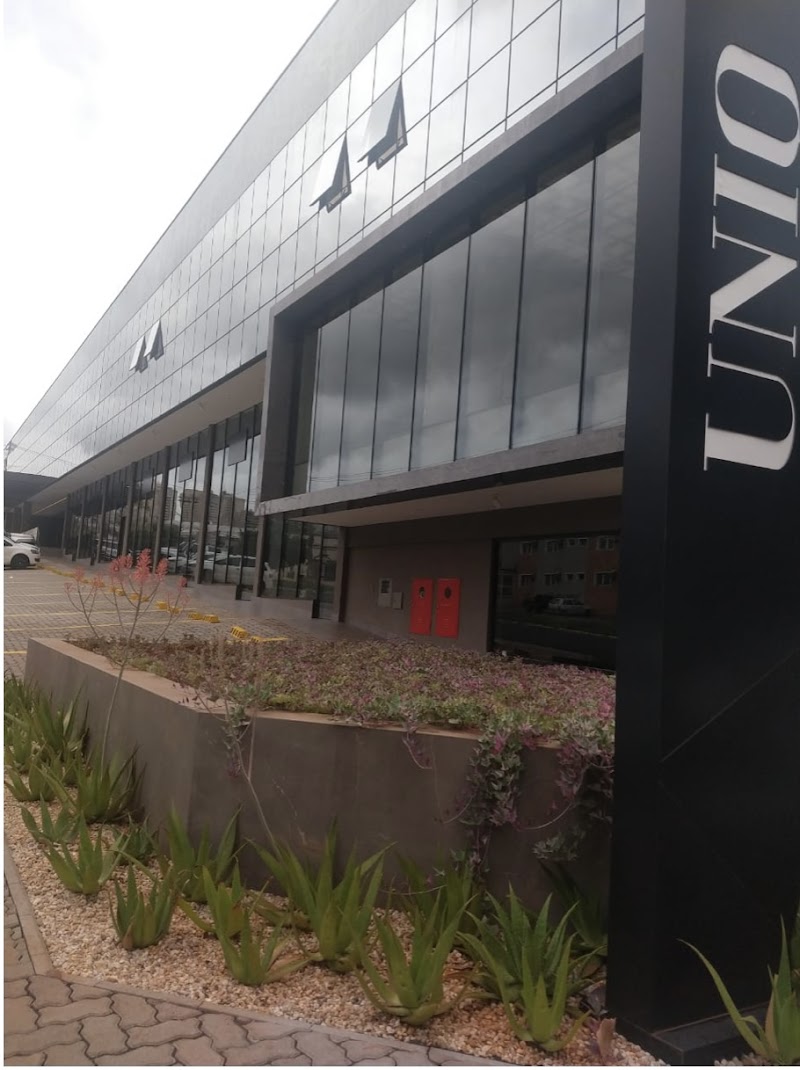 Pierini Odontologia Especializada - por Dra. Amanda Pierini Uzun - Ortodontia e Alinhadores Invisíveis | Invisalign Doctor - foto 4