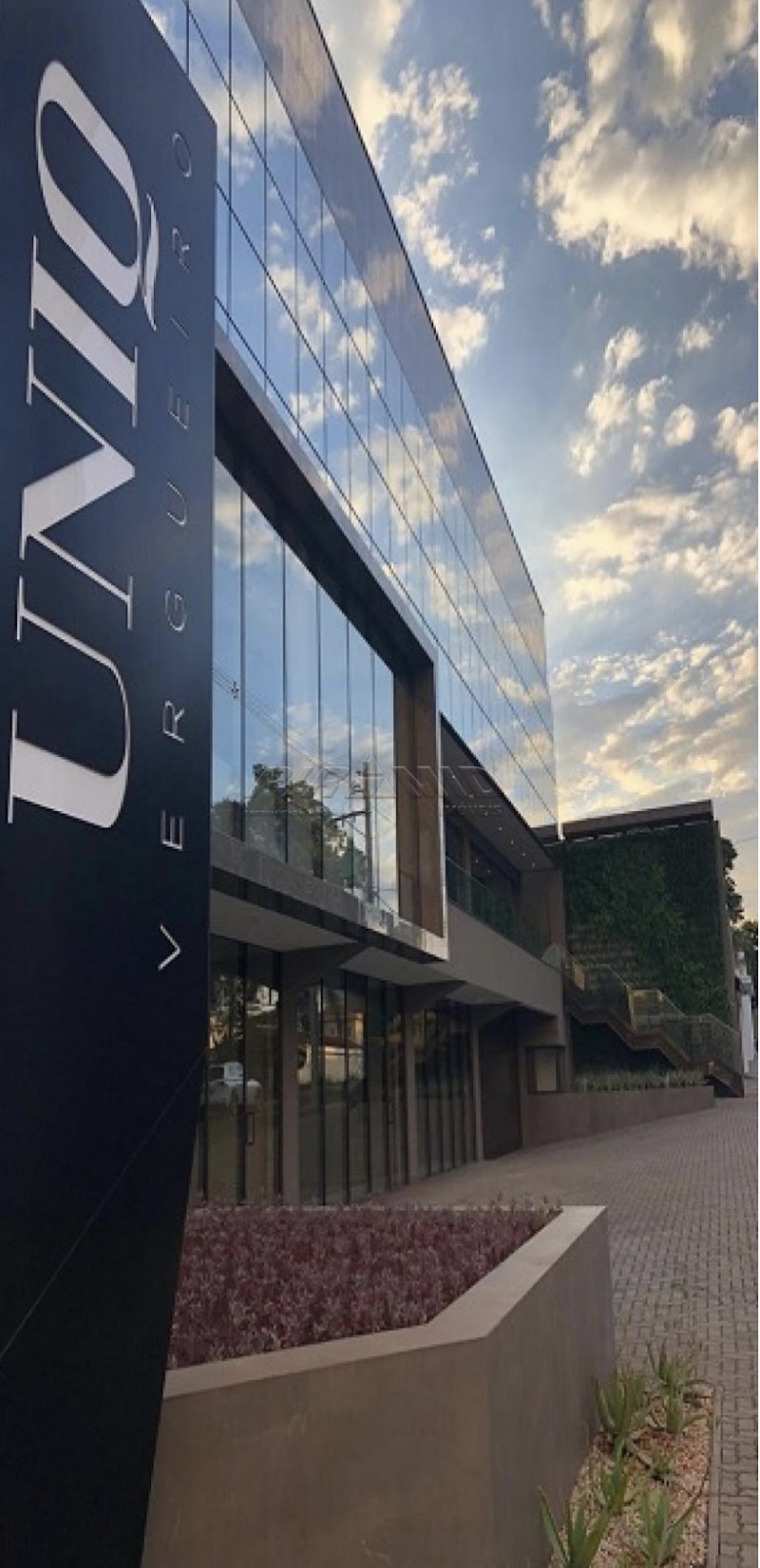 Pierini Odontologia Especializada - por Dra. Amanda Pierini Uzun - Ortodontia e Alinhadores Invisíveis | Invisalign Doctor - foto 5