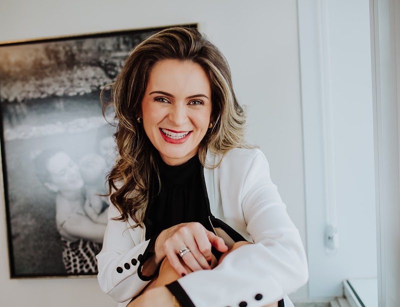 Dra. Thaís Batista - Clínica Audra