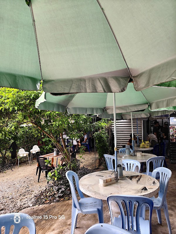 Perindu Cafe - Photo 1