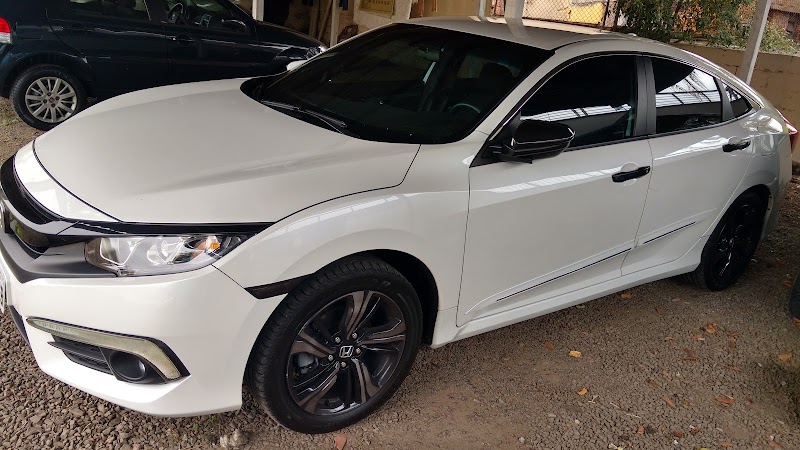 Foto de Artsom Sonorização Para Automóveis