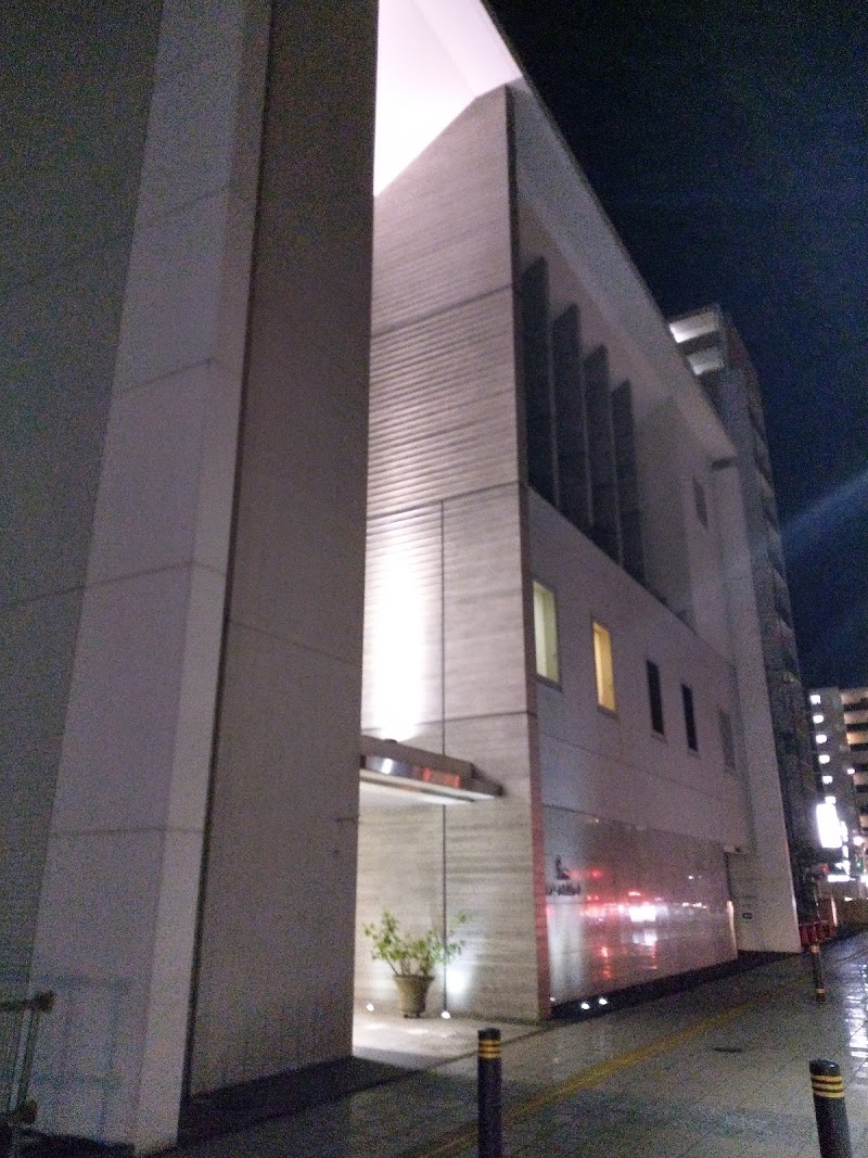 神尊産婦人科の外観