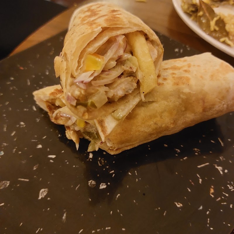 Yalla Habibi photo 6