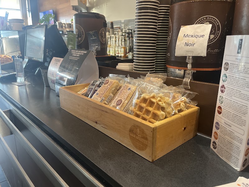 Café Van Houtte photo 3