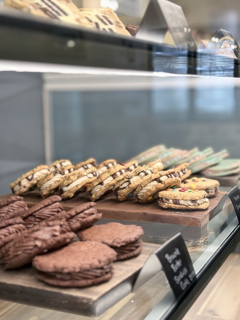 Juliet’s Sweet Shoppe photo 3