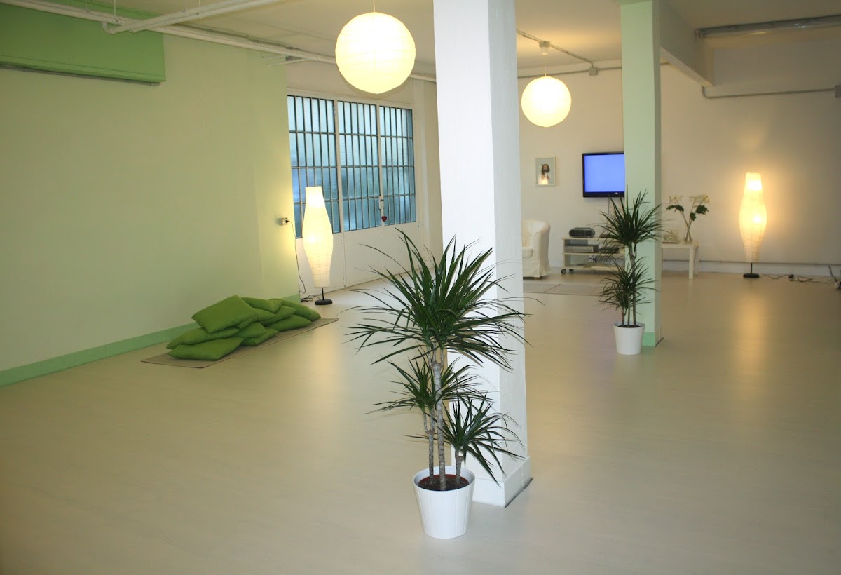 Center Yoga Florence - Art of Living Happiness Center — 3
