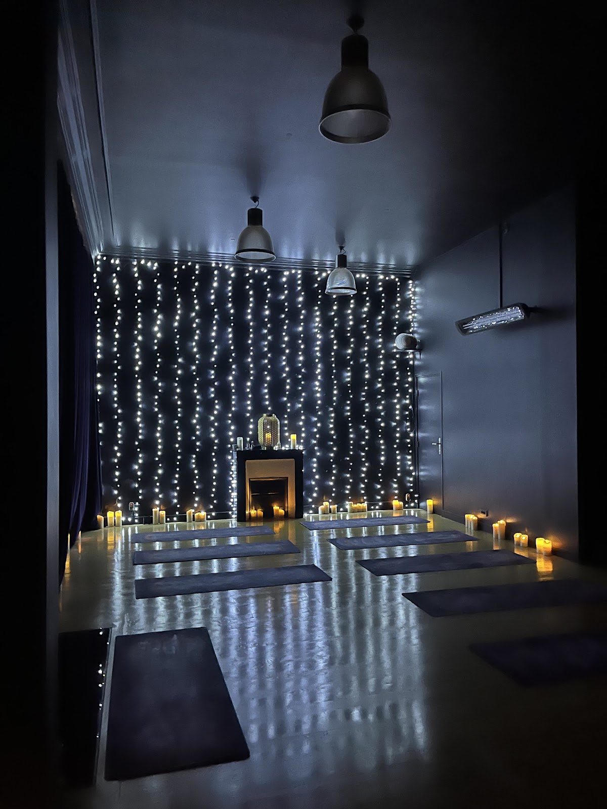 YUJ YOGA STUDIO & SHOP WAGRAM, vue extérieure