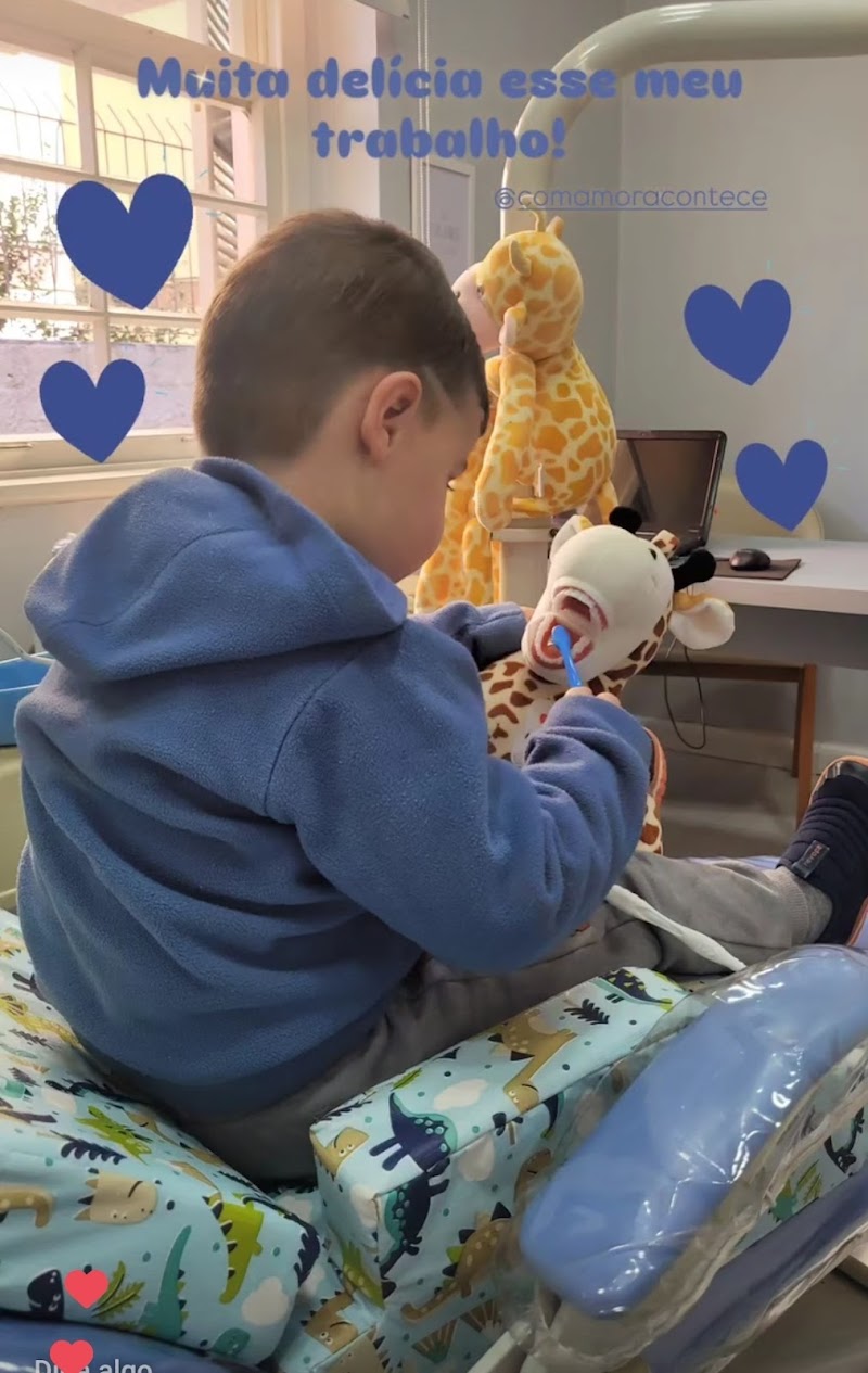 Dra. Carla Picon - Dentista em Porto Alegre. Ortodontia e Odontopediatria - foto 4