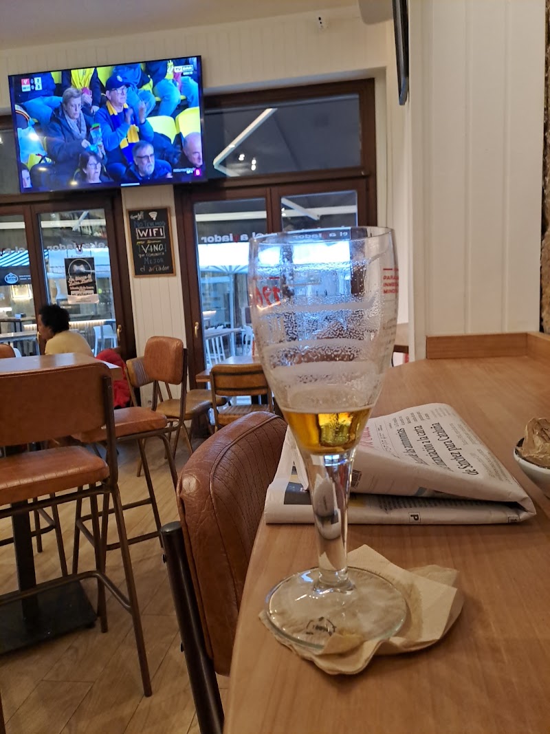 Bar El Aviador photo 5