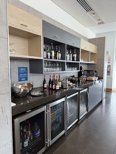 Salon YQB — Google photo 1