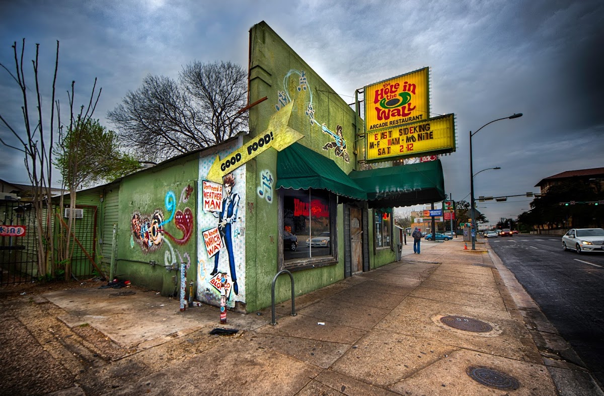 The Hole in the Wall: Google Places image 1