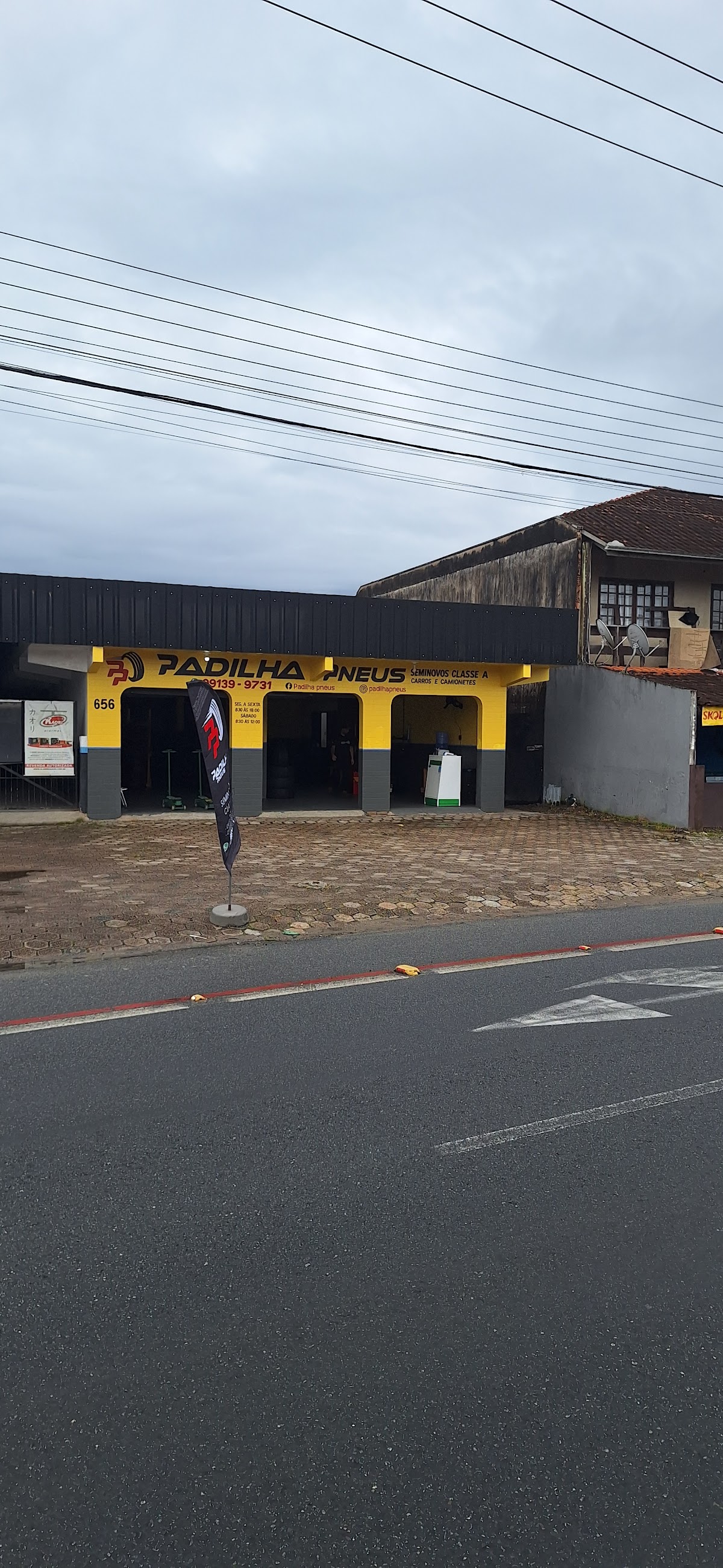 PADILHA PNEUS