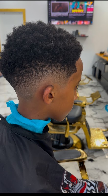 G Gold Barbershop photo 1