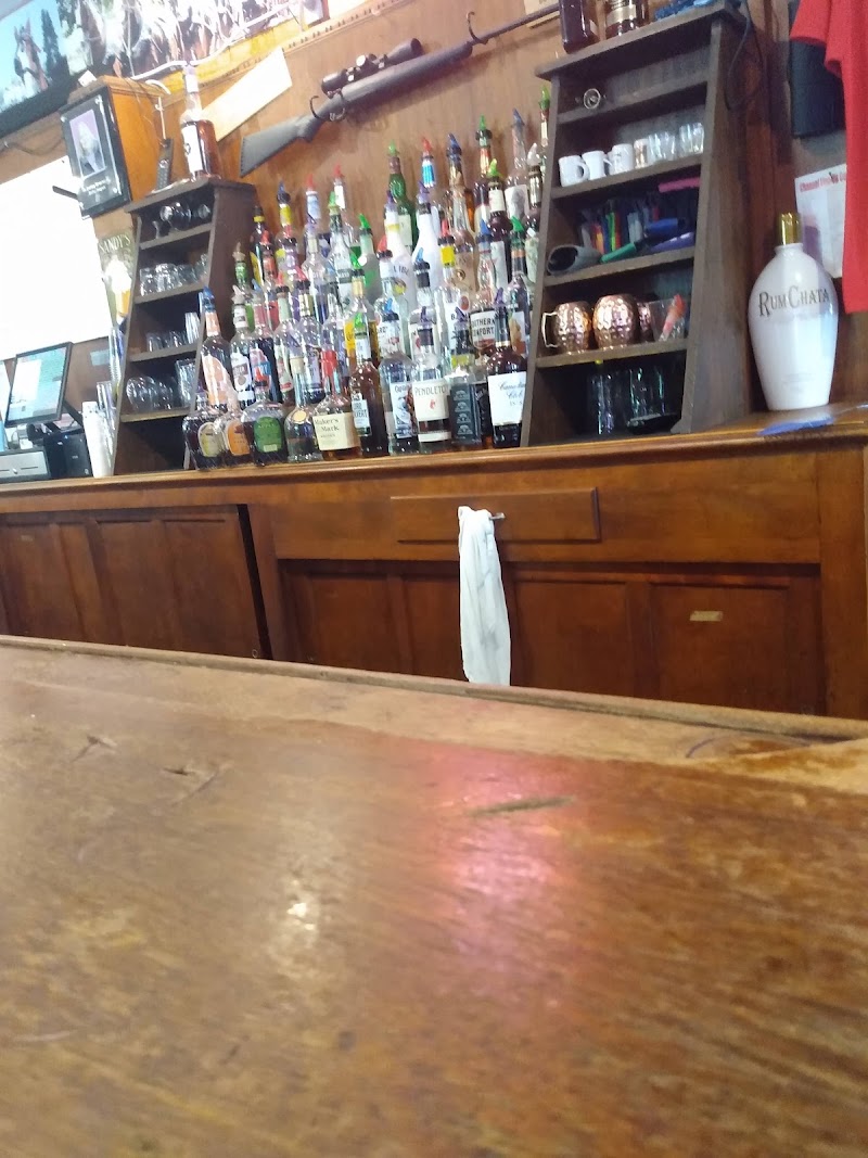 Emery Arms photo