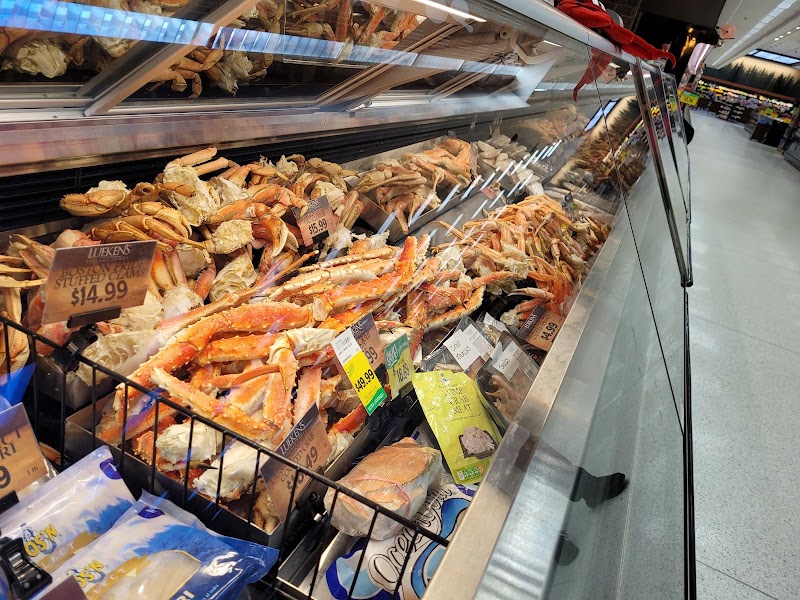 Lueken's Village Foods-South photo 3