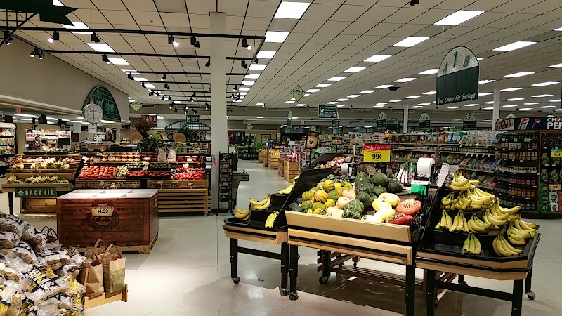 Lueken's Village Foods-South photo 2