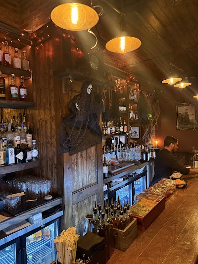 The Molly Pitcher Club photo 4
