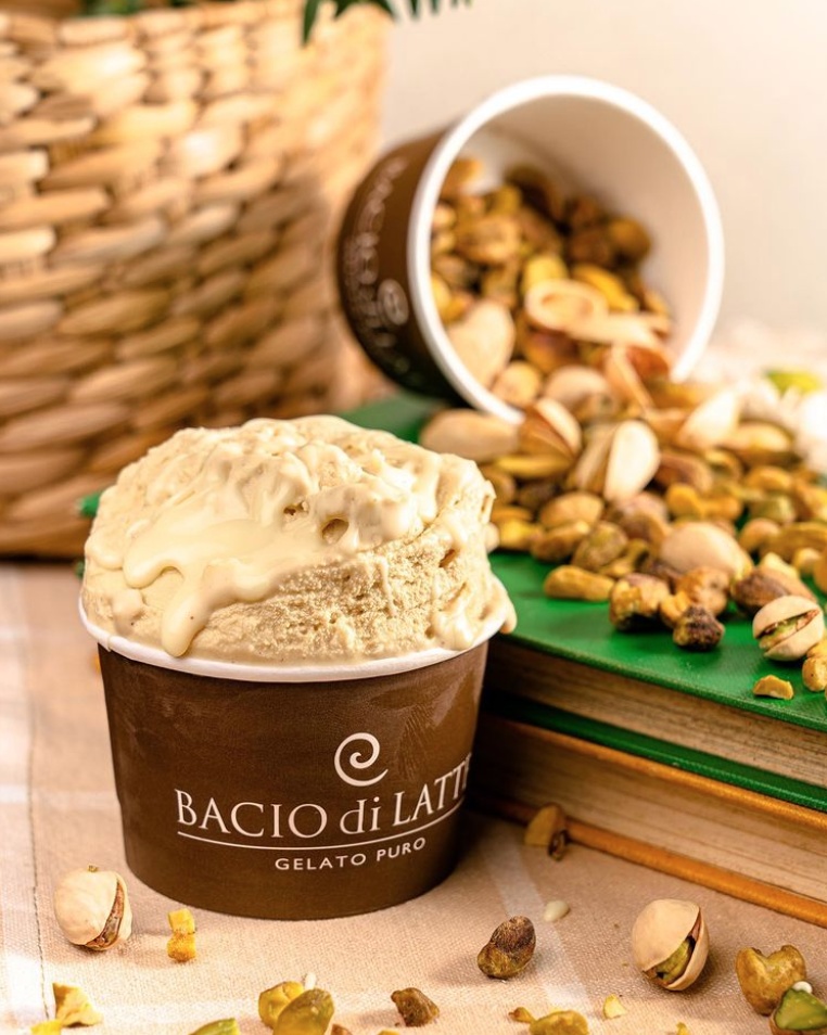Bacio di Latte | Fashion Island, Newport Beach, OC photo 2